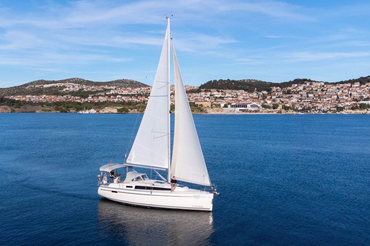 segelboot bavaria 33