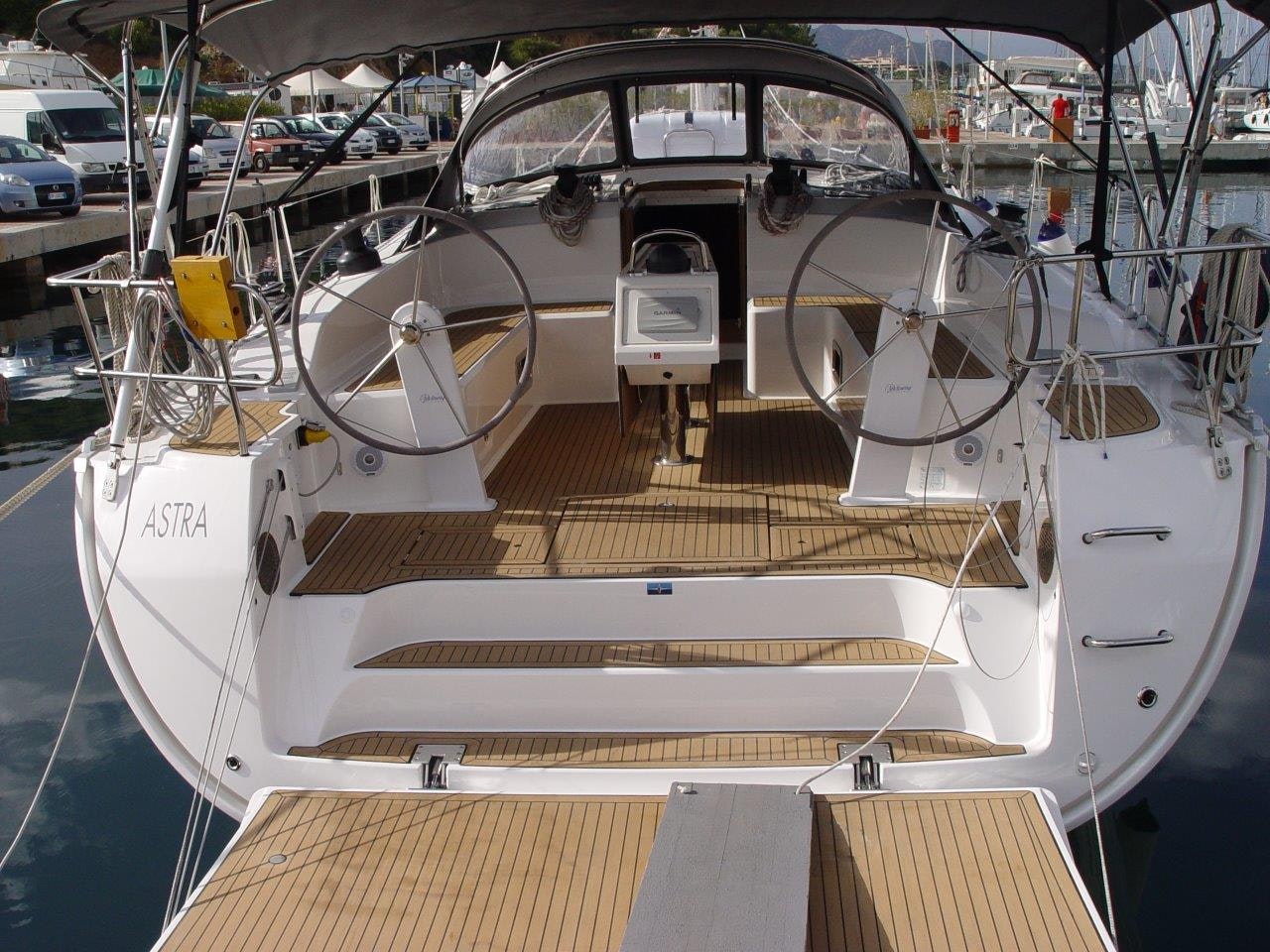 Segelboot Bavaria 51 Cruiser Astra Ab 3693 EUR Mieten In Marina Di ...