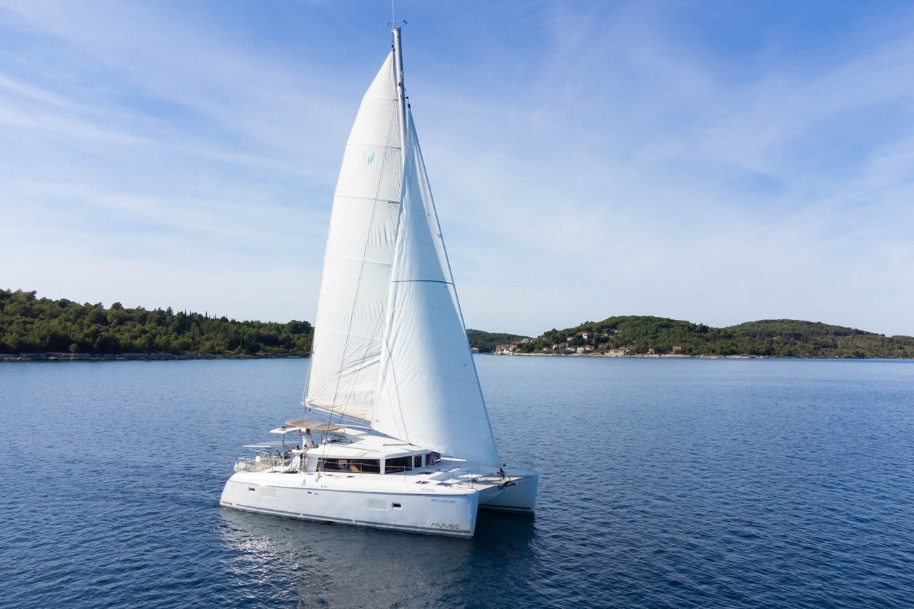 catamaran lagoon 421